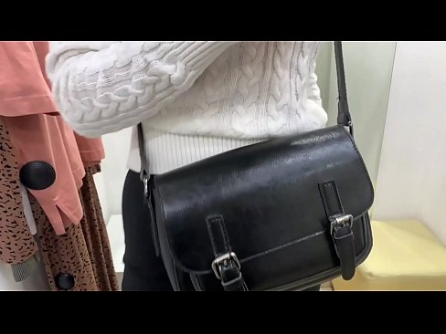 ❤️ Masturbació pública de la jove gossa FeralBerry amb un consolador al provador ❤️ Porno preciós al porno ca.psi-mass.ru ❤