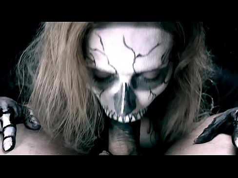 ❤️ Noia dimoni xuclant polla amb la seva boca negra i empassant semen. ❤️ Porno preciós al porno ca.psi-mass.ru ❤